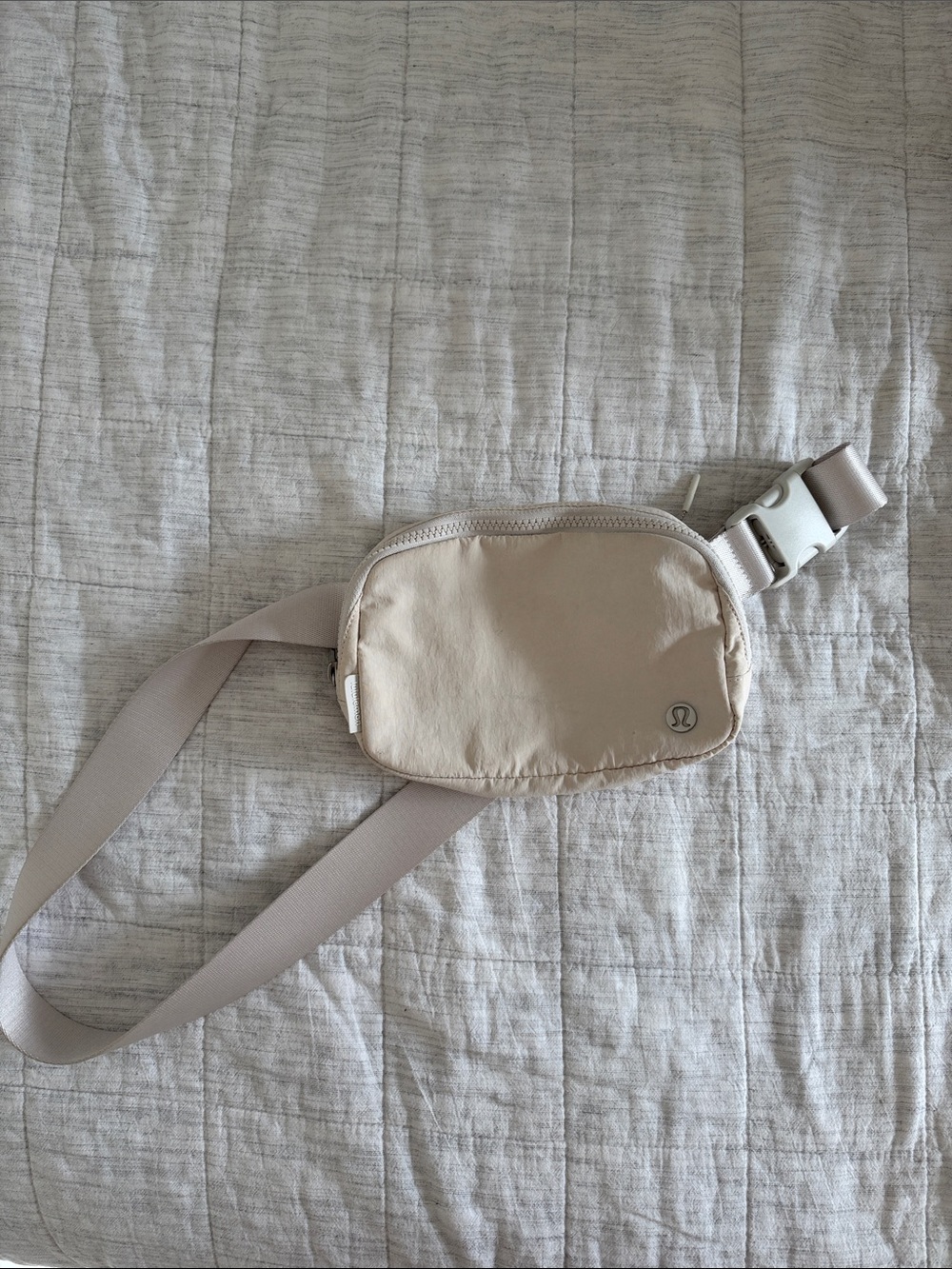 lululemon athletica Neutral Beige Crossbody Belt Bag